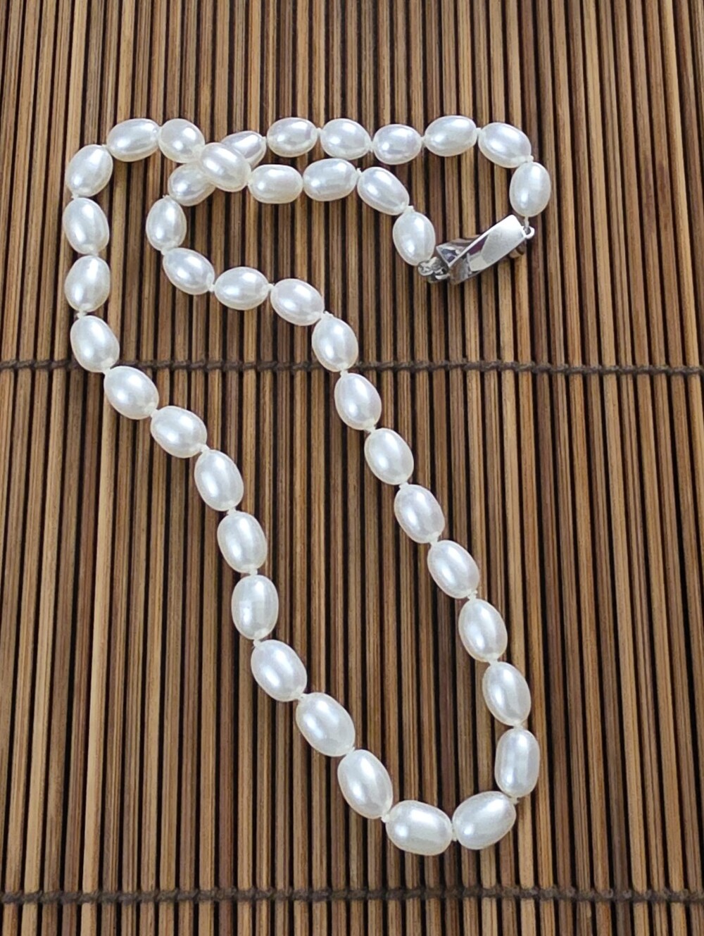925 Silver Tiffany & Co Pearl Twist Clasp Necklace
